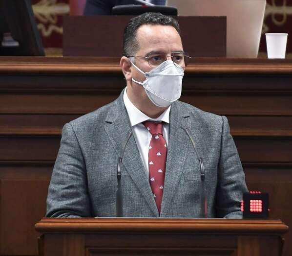 Poli Suárez, portavoz adjunto del Grupo Parlamentario Popular/TA.